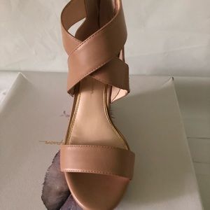 Jessica Simpson Platform sandals